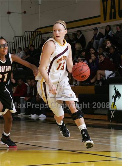 Thumbnail 2 in Bishop's vs. Dutchtown (So Cal Holiday Classic) photogallery.