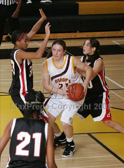 Thumbnail 2 in Bishop's vs. Dutchtown (So Cal Holiday Classic) photogallery.