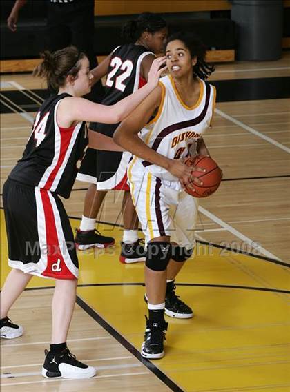Thumbnail 3 in Bishop's vs. Dutchtown (So Cal Holiday Classic) photogallery.