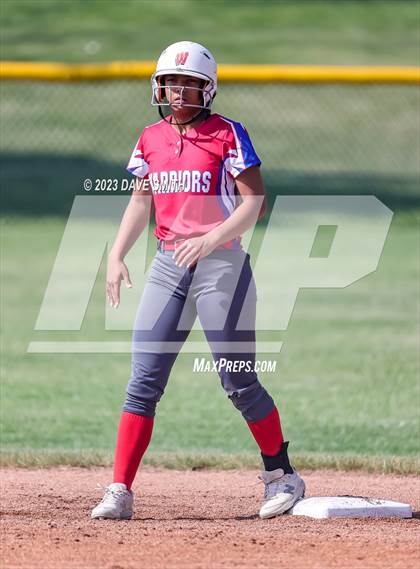 Thumbnail 3 in Davenport North vs Washington (Jefferson Varsity Classic) photogallery.