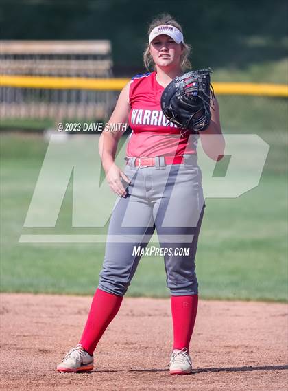 Thumbnail 1 in Davenport North vs Washington (Jefferson Varsity Classic) photogallery.