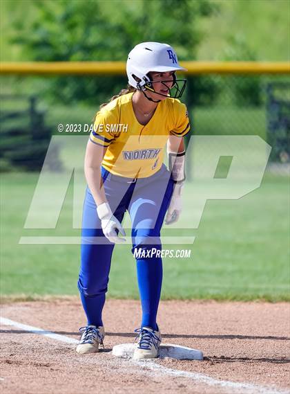 Thumbnail 2 in Davenport North vs Washington (Jefferson Varsity Classic) photogallery.