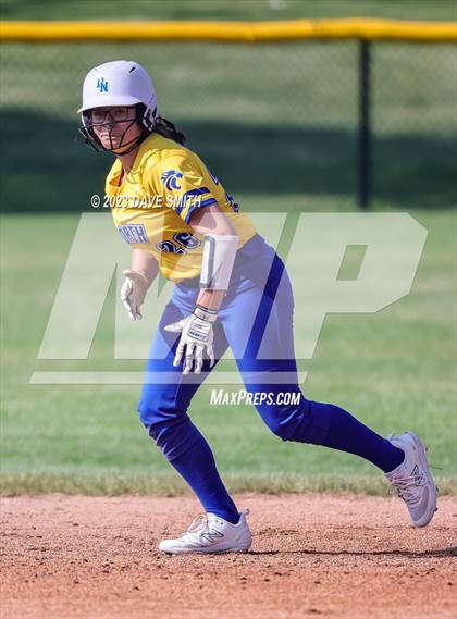 Thumbnail 1 in Davenport North vs Washington (Jefferson Varsity Classic) photogallery.