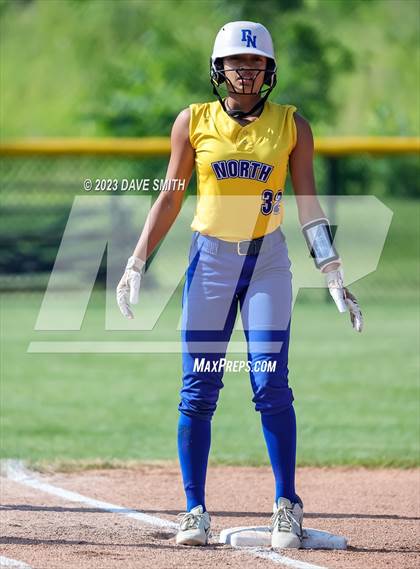 Thumbnail 1 in Davenport North vs Washington (Jefferson Varsity Classic) photogallery.