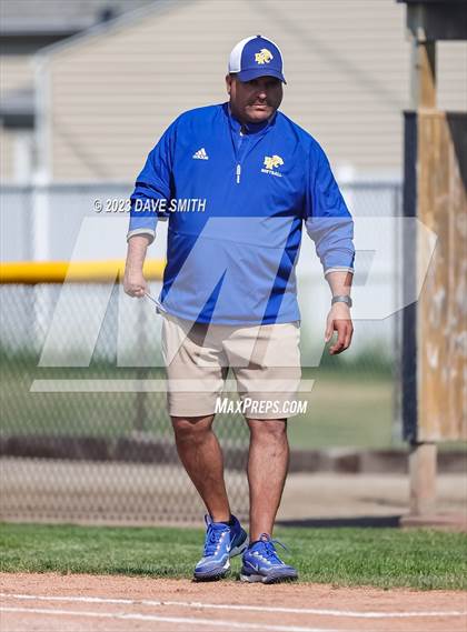 Thumbnail 3 in Davenport North vs Washington (Jefferson Varsity Classic) photogallery.