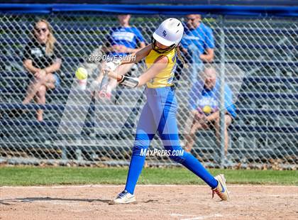 Thumbnail 2 in Davenport North vs Washington (Jefferson Varsity Classic) photogallery.