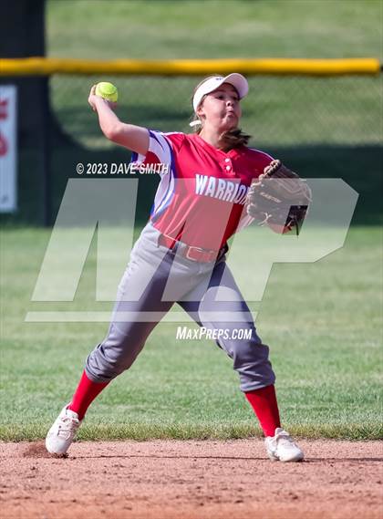 Thumbnail 2 in Davenport North vs Washington (Jefferson Varsity Classic) photogallery.