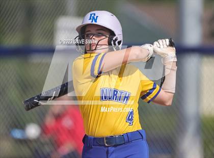 Thumbnail 3 in Davenport North vs Washington (Jefferson Varsity Classic) photogallery.