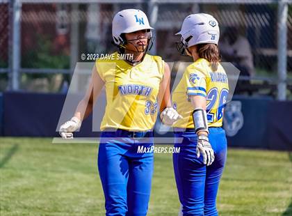 Thumbnail 3 in Davenport North vs Washington (Jefferson Varsity Classic) photogallery.