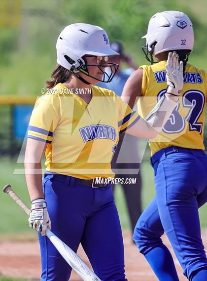 Thumbnail 3 in Davenport North vs Washington (Jefferson Varsity Classic) photogallery.