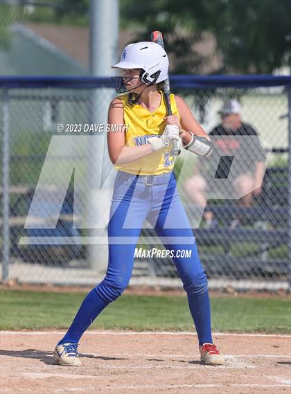 Thumbnail 2 in Davenport North vs Washington (Jefferson Varsity Classic) photogallery.