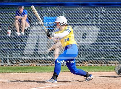 Thumbnail 2 in Davenport North vs Washington (Jefferson Varsity Classic) photogallery.