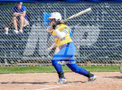 Thumbnail 3 in Davenport North vs Washington (Jefferson Varsity Classic) photogallery.