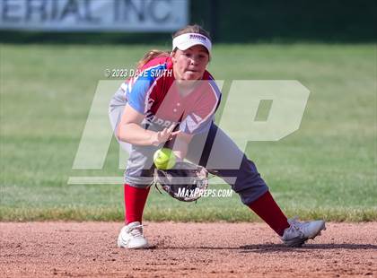Thumbnail 2 in Davenport North vs Washington (Jefferson Varsity Classic) photogallery.