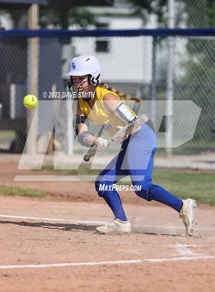 Thumbnail 3 in Davenport North vs Washington (Jefferson Varsity Classic) photogallery.