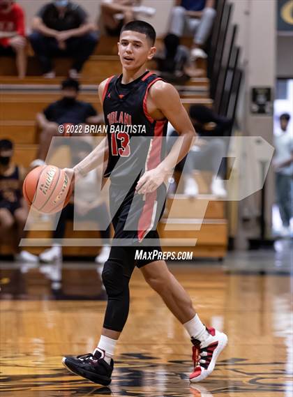 Thumbnail 1 in 'Iolani vs Hilo (HHSAA D1 Quarterfinal Playoff) photogallery.