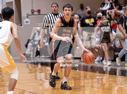 Thumbnail 2 in 'Iolani vs Hilo (HHSAA D1 Quarterfinal Playoff) photogallery.