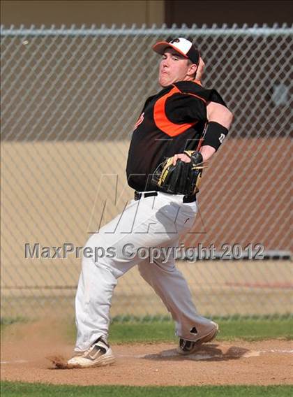 Thumbnail 3 in Decatur vs Pilot Point (Gunter/Prosper Classic) photogallery.