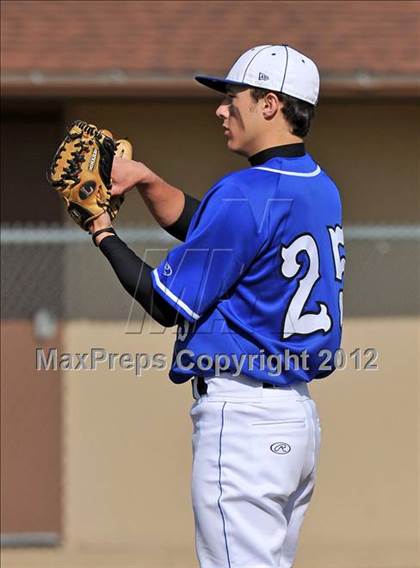 Thumbnail 3 in Decatur vs Pilot Point (Gunter/Prosper Classic) photogallery.