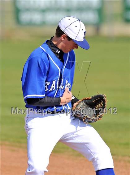 Thumbnail 2 in Decatur vs Pilot Point (Gunter/Prosper Classic) photogallery.