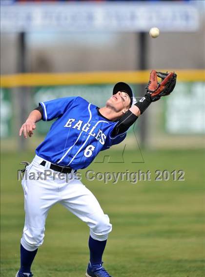 Thumbnail 2 in Decatur vs Pilot Point (Gunter/Prosper Classic) photogallery.