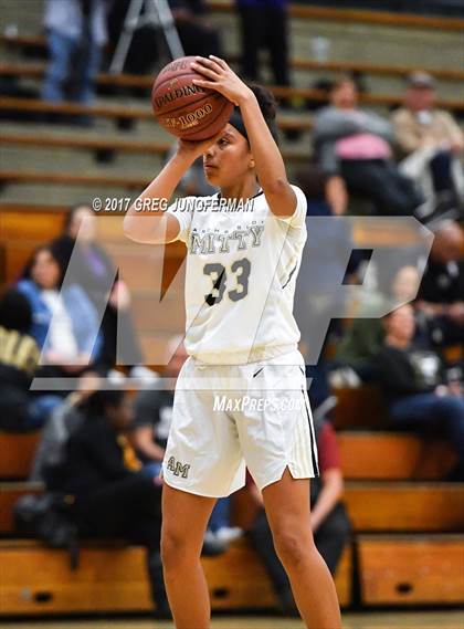 Thumbnail 3 in Archbishop Mitty vs. Oak Ridge (Elite Showcase) photogallery.
