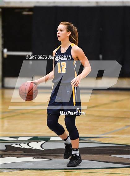 Thumbnail 3 in Archbishop Mitty vs. Oak Ridge (Elite Showcase) photogallery.