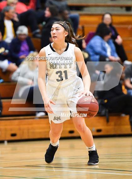 Thumbnail 1 in Archbishop Mitty vs. Oak Ridge (Elite Showcase) photogallery.