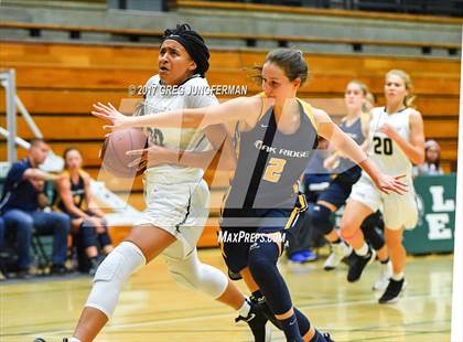Thumbnail 3 in Archbishop Mitty vs. Oak Ridge (Elite Showcase) photogallery.
