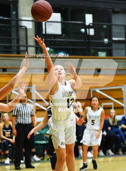 Thumbnail 1 in Archbishop Mitty vs. Oak Ridge (Elite Showcase) photogallery.
