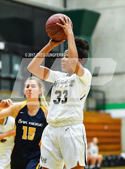 Thumbnail 1 in Archbishop Mitty vs. Oak Ridge (Elite Showcase) photogallery.