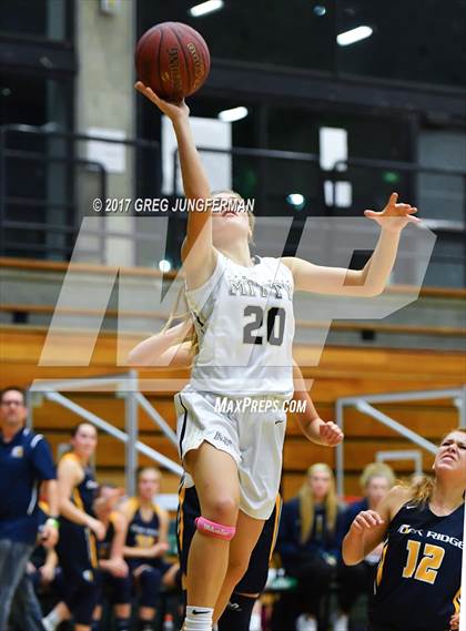 Thumbnail 3 in Archbishop Mitty vs. Oak Ridge (Elite Showcase) photogallery.