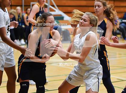 Thumbnail 3 in Archbishop Mitty vs. Oak Ridge (Elite Showcase) photogallery.