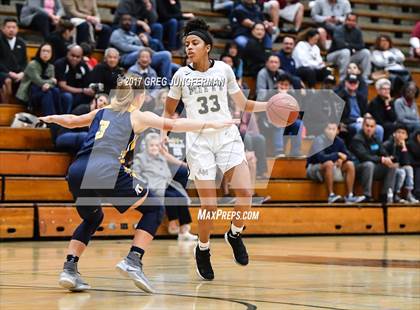 Thumbnail 2 in Archbishop Mitty vs. Oak Ridge (Elite Showcase) photogallery.