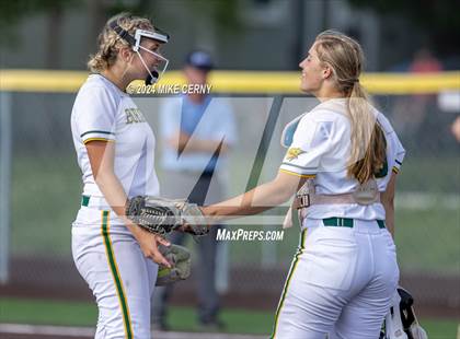 Thumbnail 2 in Pittsburg @ Basehor-Linwood (KSHSAA 5A East Region 4 Final) photogallery.
