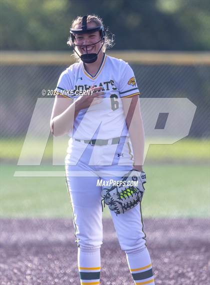 Thumbnail 1 in Pittsburg @ Basehor-Linwood (KSHSAA 5A East Region 4 Final) photogallery.