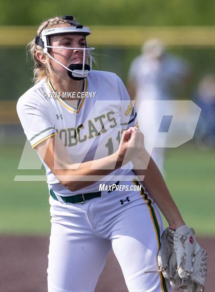 Thumbnail 1 in Pittsburg @ Basehor-Linwood (KSHSAA 5A East Region 4 Final) photogallery.