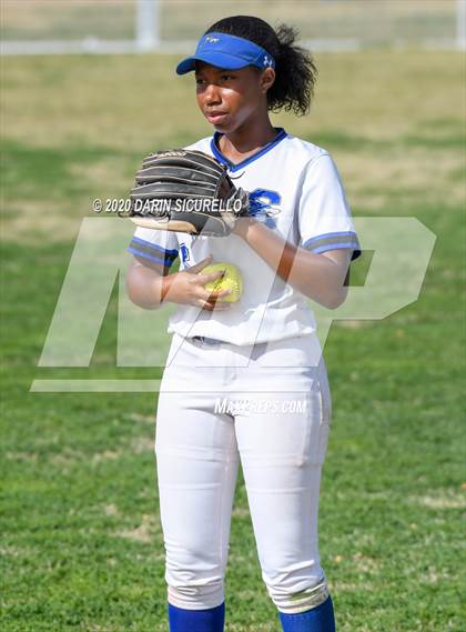 Thumbnail 3 in Chandler vs. Gila Ridge (Westwood-Dobson Softball Invitational) photogallery.