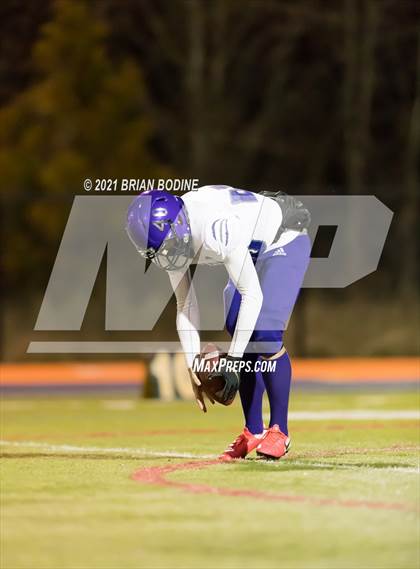 Thumbnail 3 in Garfield @ Eastside Catholic photogallery.