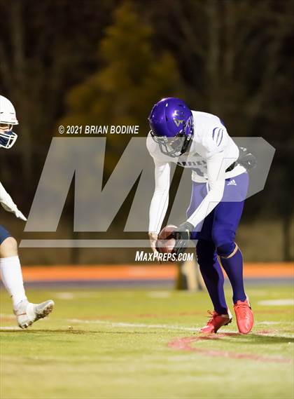 Thumbnail 2 in Garfield @ Eastside Catholic photogallery.
