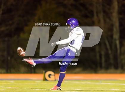 Thumbnail 2 in Garfield @ Eastside Catholic photogallery.