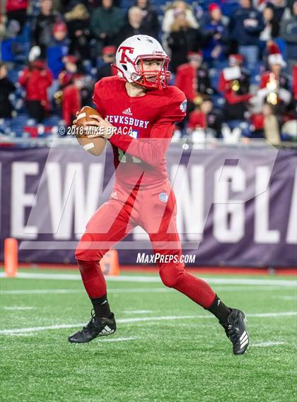 Thumbnail 3 in Tewksbury Memorial vs. Central (MIAA Division 3 Final) photogallery.