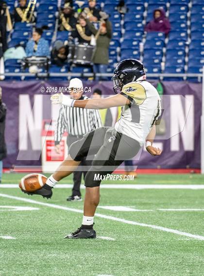 Thumbnail 3 in Tewksbury Memorial vs. Central (MIAA Division 3 Final) photogallery.