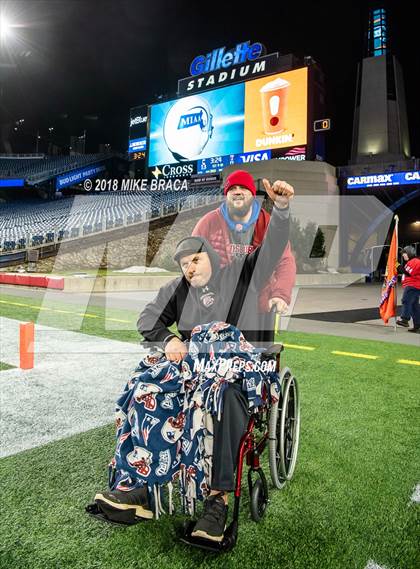 Thumbnail 1 in Tewksbury Memorial vs. Central (MIAA Division 3 Final) photogallery.