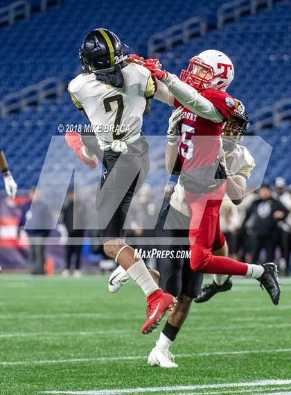 Thumbnail 2 in Tewksbury Memorial vs. Central (MIAA Division 3 Final) photogallery.