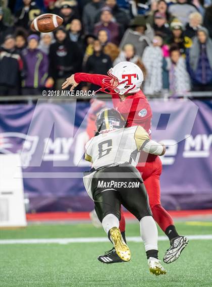Thumbnail 3 in Tewksbury Memorial vs. Central (MIAA Division 3 Final) photogallery.