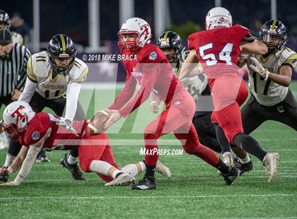 Thumbnail 3 in Tewksbury Memorial vs. Central (MIAA Division 3 Final) photogallery.