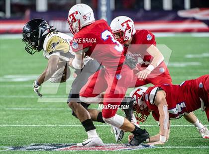 Thumbnail 2 in Tewksbury Memorial vs. Central (MIAA Division 3 Final) photogallery.