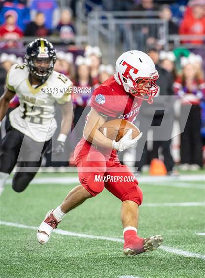 Thumbnail 2 in Tewksbury Memorial vs. Central (MIAA Division 3 Final) photogallery.
