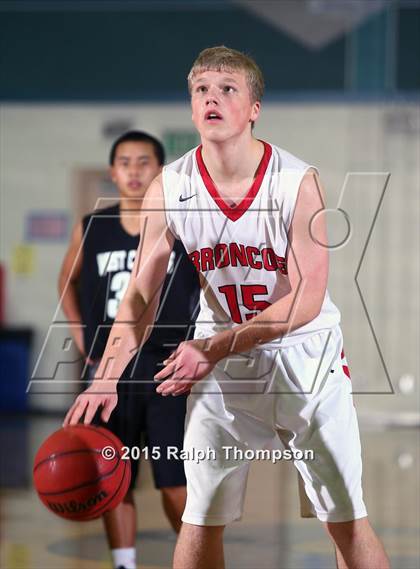 Thumbnail 3 in West Campus vs. Bella Vista (Adidas Challenge) photogallery.